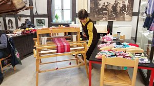 Im Tabakspeicher wird heute und morgen gesponnen, gefaltet oder gestrickt.