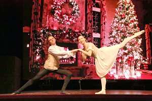Das Tanzstudio Radeva wird wieder beim Adventskalender auftreten
