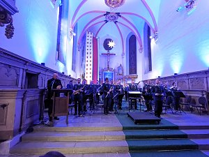 Eine besondere Kulisse f&uuml;r besondere Menschen: Vor 300 G&auml;sten fand in der Trinitatiskirche in Sondershausen das Benefizkonzert des Luftwaffenmusikkorps und die Ehrenamtsw&uuml;rdigung statt.