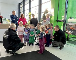 Adventsflair im Autohaus