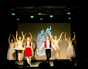 Getanzte Weihnachtsm&auml;rchen des Tanzstudio Radeva