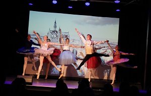 Getanzte Weihnachtsm&auml;rchen des Tanzstudio Radeva