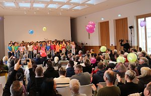 Rund 80 Kinder aus einer Schule in Gostyń sowie den Regelschulen Ellrich und Wolkramshausen haben in der vergangenen Woche gemeinsam gesungen