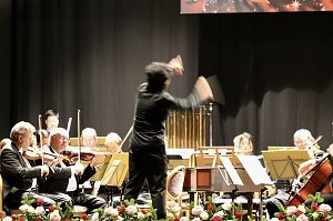 Weihnachtskonzert der Th&uuml;ringer Philharmonie Gotha-Eisenach im KKZ in Bad Langensalza