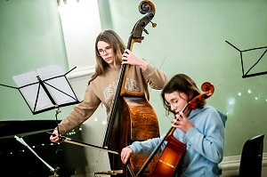 Begeisterndes Weihnachtskonzert im Humboldt-Gymnasium