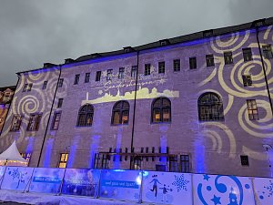 Weihnachtsmarkt und "Wei&szlig;e Schlossweihnacht" feierlich in Sondershausen er&ouml;ffnet