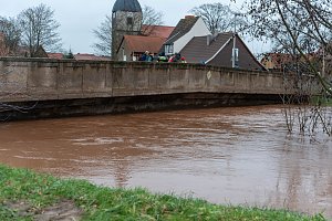 Hochwasserabwehr in Sundhausen
