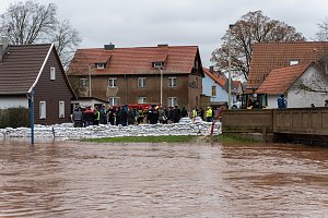 Hochwasserabwehr in Sundhausen
