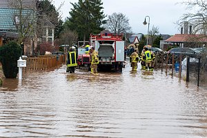 Hochwasserabwehr in Sundhausen