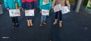 Kinder wehren sich gegen Verm&uuml;llung &ouml;ffentlicher Pl&auml;tze