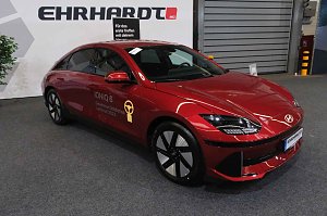 Peter Blei unterwegs auf der Automesse Erfurt
