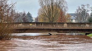 Hochwasser bei Sundhausen, Meldestufe 3 erreicht