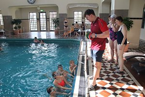 Knax Pool Party der Sparkasse im Badehaus