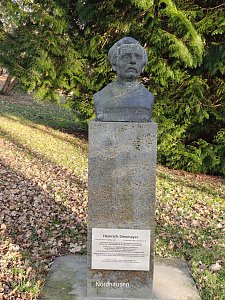Peter Blei unterwegs im Park Hohenrode