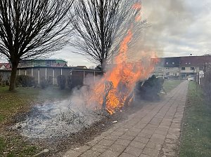 Heckenbrand in Heringen