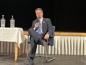 Szenen einer kontroversen Fragestunde