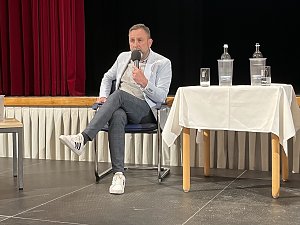 Szenen einer kontroversen Fragestunde