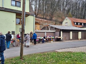 So schön soll es wieder werden - Impressionen vom ersten Dorfflohmarkt in Rodishain