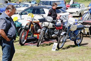 Oldtimertreff auf dem Scheunenhof
