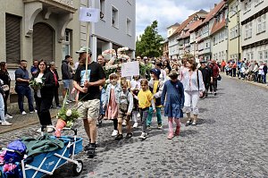 Gro&szlig;er festlicher Umzug zum 211. Brunnenfest in Bad Langensalza
