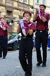 Gro&szlig;er festlicher Umzug zum 211. Brunnenfest in Bad Langensalza