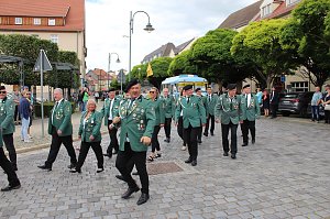 Farbenfroher Festumzug zum 211. Brunnenfest in Bad Langensalza