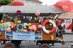 Farbenfroher Festumzug zum 211. Brunnenfest in Bad Langensalza
