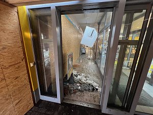 N&auml;chtlicher Brand am Netto-Markt