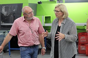 SPD Politikerinnen und Politiker besuchen auf ihrer Wahlkampftour zur Landtagswahl 2024 die Produktionsfirma TR Plast in Ebeleben 