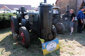 Motoren- und Maschinenschau zu Dreschfest in Sundhausen