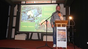 In die Welt der Pilze entf&uuml;hrte Dr. Wolfgang Heinz