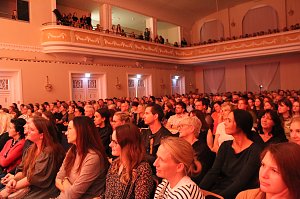 Mitwirkende der Gala des Salza-Gymnasiums in Bad Langensalza 2024
