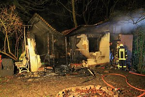 Gartenlaube in Bleicherode abgebrannt