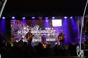 Wei&szlig;e Schlossweihnacht in Sondershausen mit wundervollen Lichtinstallationen