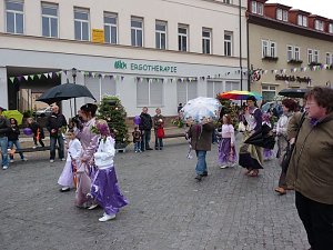 Fliederfest eröffnet