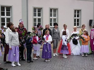 Fliederfest eröffnet