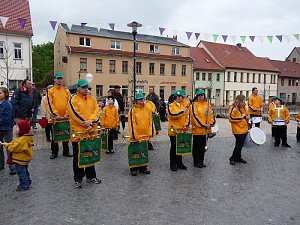 Fliederfest eröffnet