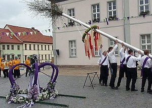 Fliederfest eröffnet