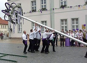 Fliederfest eröffnet