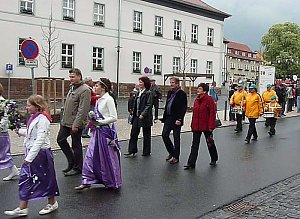 Fliederfest eröffnet