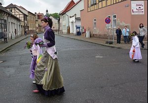 Fliederfest eröffnet