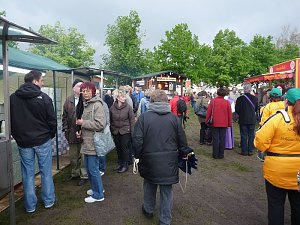 Fliederfest eröffnet