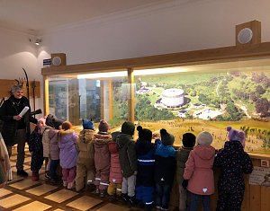 Kinder der Kindervilla Bad Frankenhausen besuchen zum Thema: Ritter, Bauern, Burgverwalter das Regionalmuseum