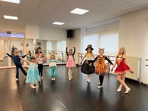Fasching im Tanzstudio Radeva