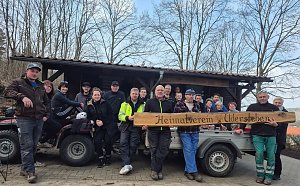 Der Heimatverein Udersleben beim Fr&uuml;hjahrsputz