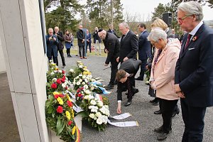 Er&ouml;ffnung des neu gestalteten Nordh&auml;user Ehrenfriedhofs 