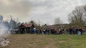 Feuer in Herreden am Gr&uuml;ndonnerstag