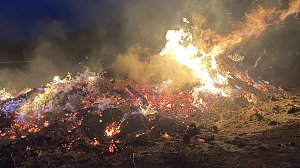 Feuer in Herreden am Gr&uuml;ndonnerstag