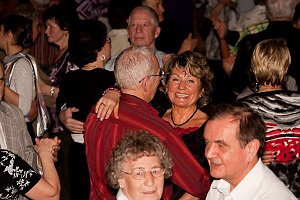 Tanztee im Juni
