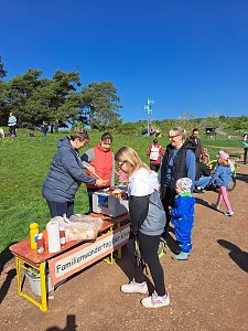Familienwandertag der Kindervilla Bad Frankenhausen bei sch&ouml;nstem Fr&uuml;hlingswetter